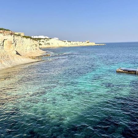 Cute Penthouse Lägenhet Marsaskala Exteriör bild