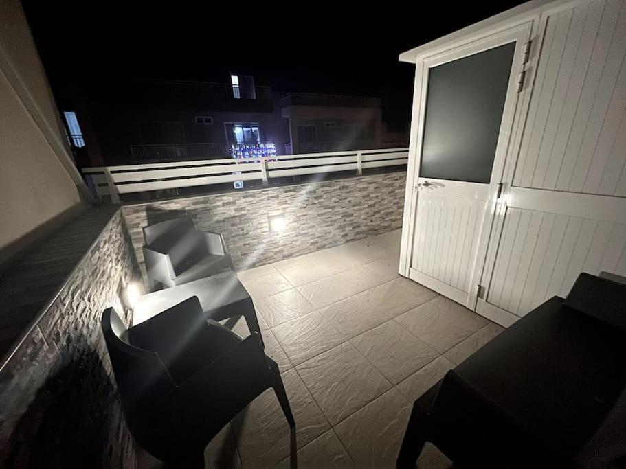 Cute Penthouse Lägenhet Marsaskala Exteriör bild